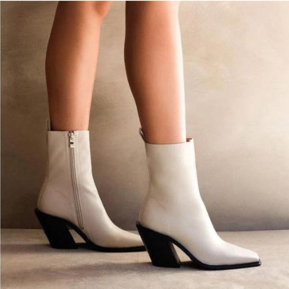 Billini Heeled Stallone Boots in Stone color : Size
